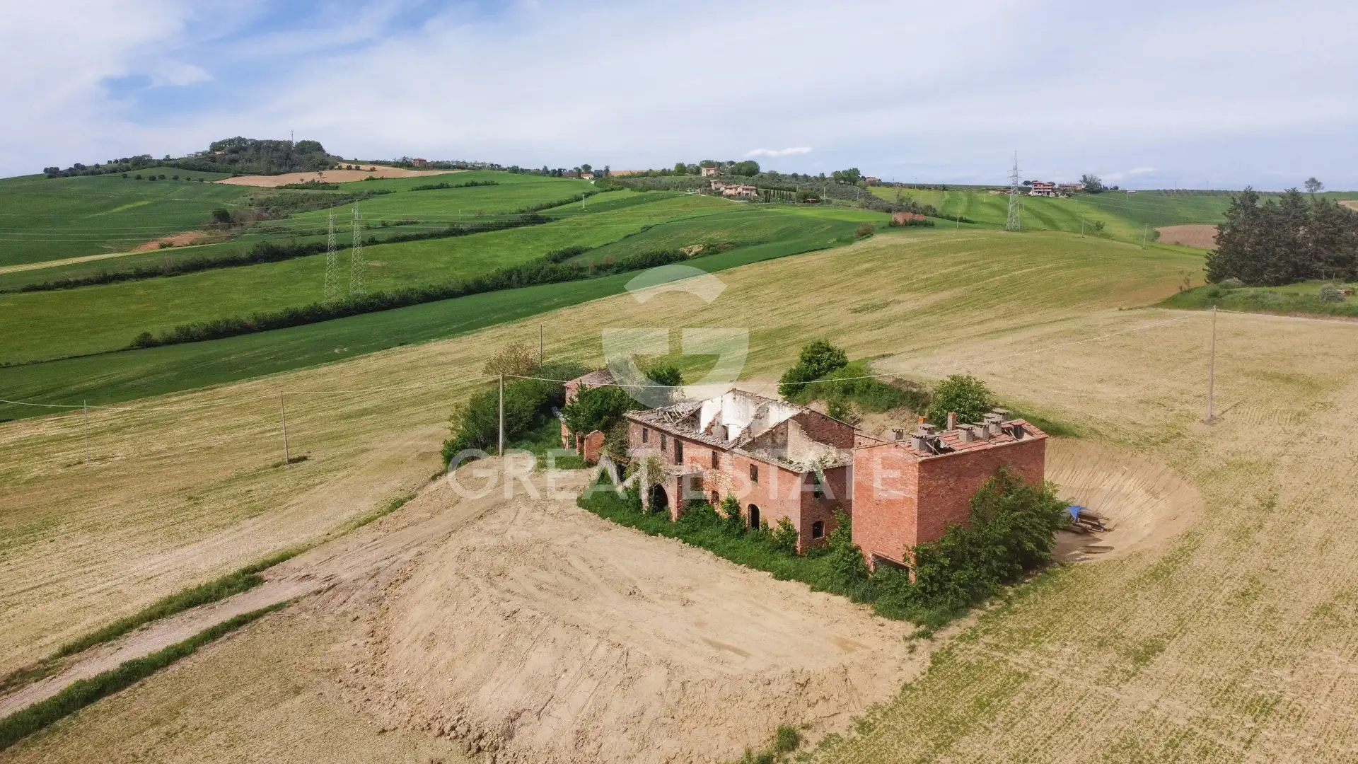 Дом 525м² в Италии, Перуджа. Стоимостью 2350000€ аренда фото-9