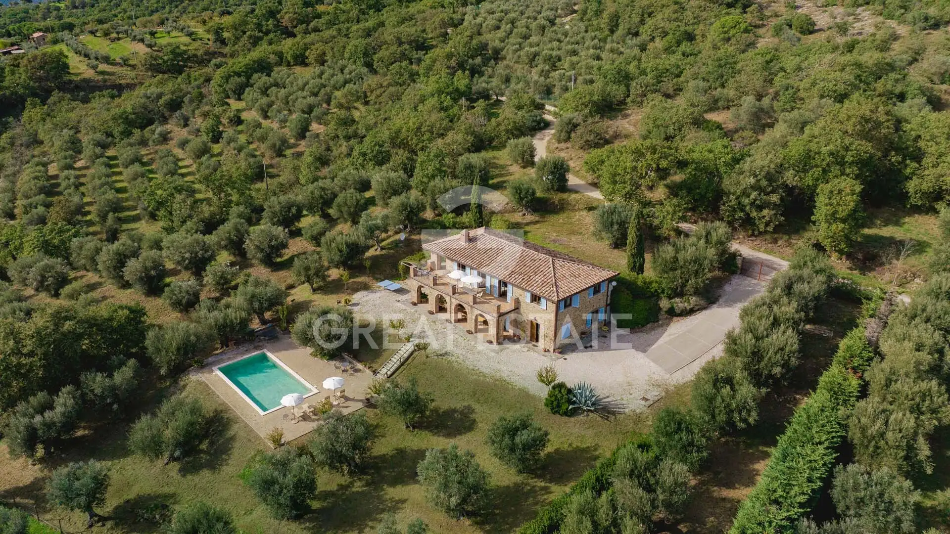 Дом 307м² в Италии, Перуджа. Стоимостью 1300000€ аренда фото-1