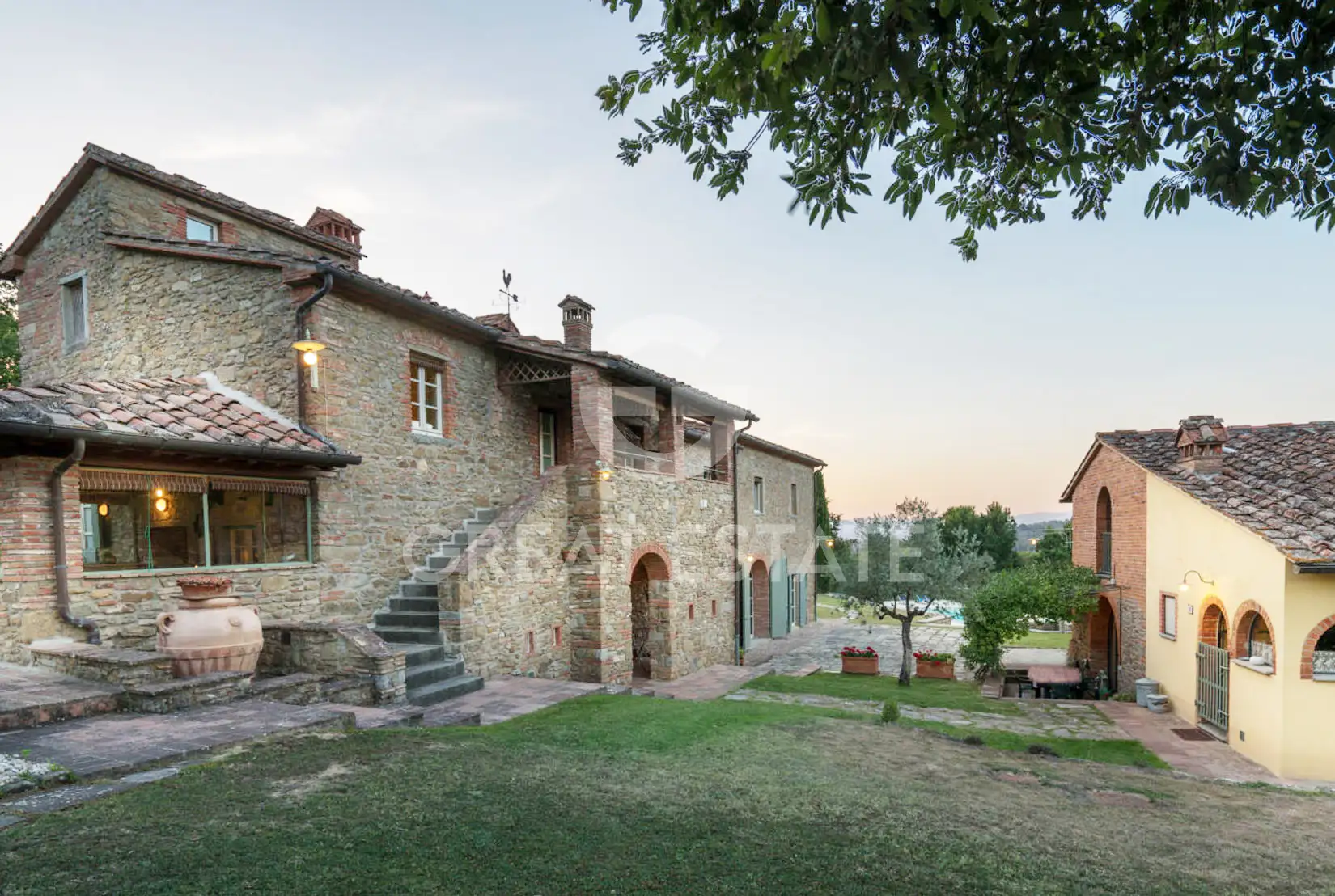 Дом 634м² в Италии, Ареццо. Стоимостью 1800000€ аренда фото-7