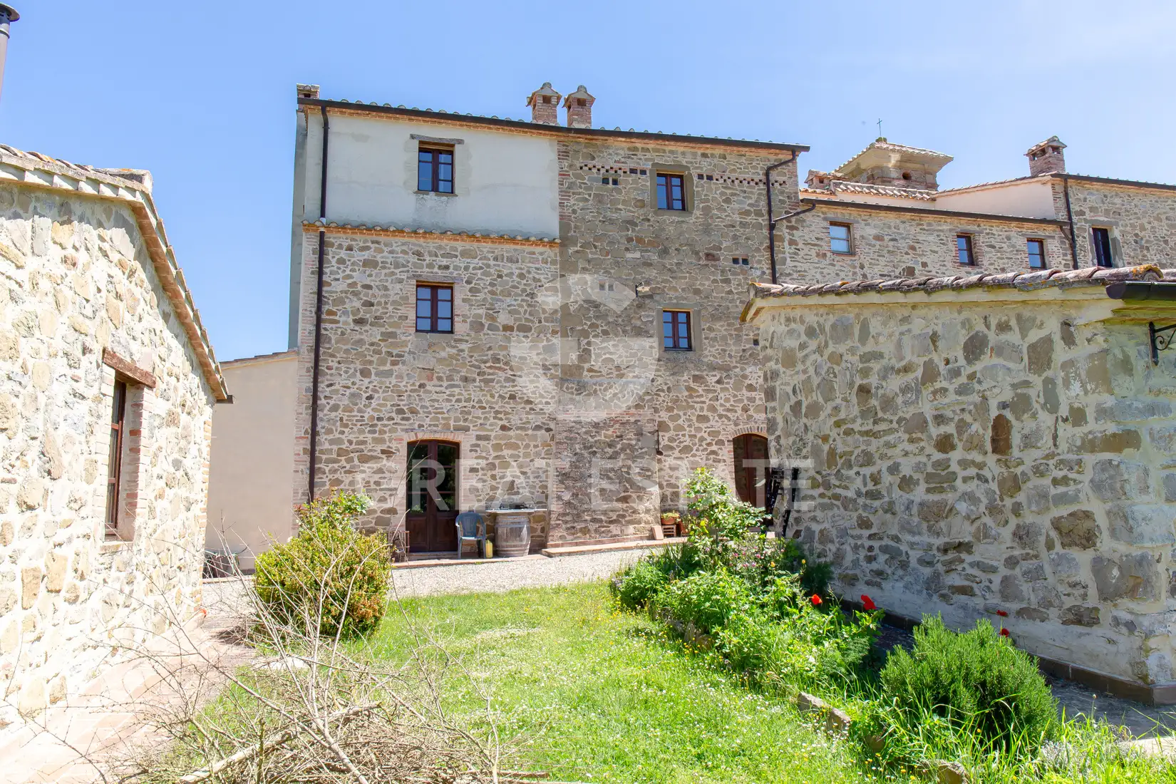 Вилла 1597м² в Италии, Перуджа. Стоимостью 1490000€ аренда фото-14