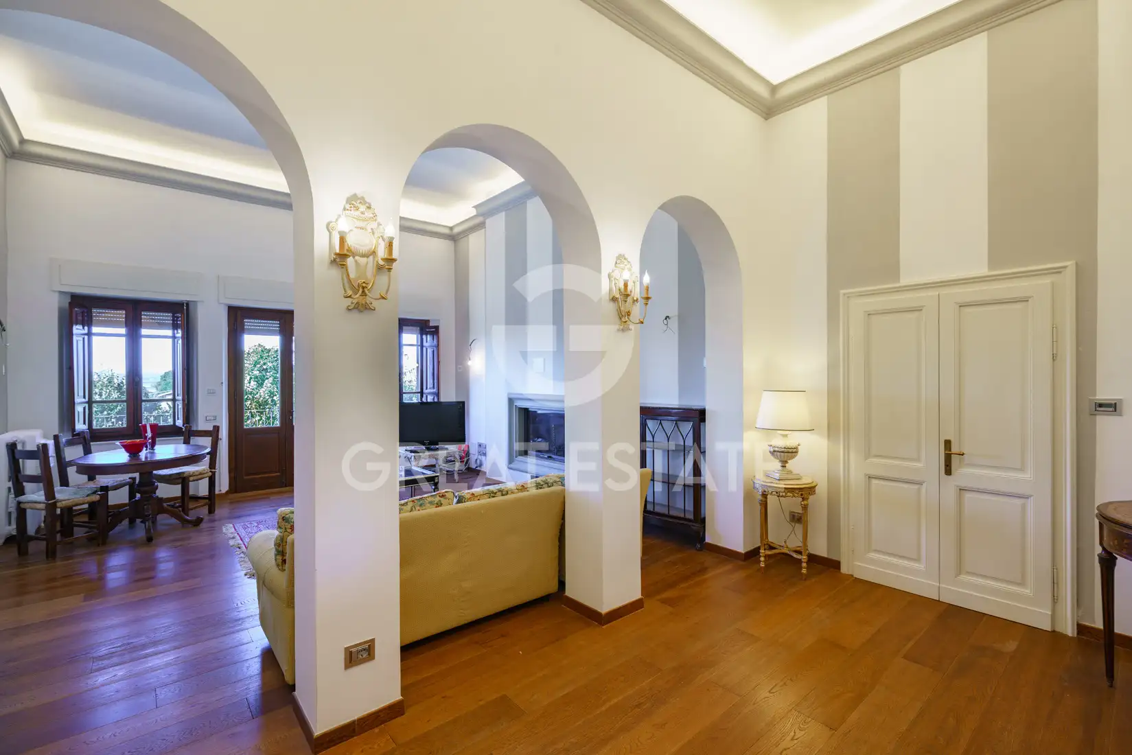 Вилла 926м² в Италии, Ареццо. Стоимостью 1200000€ аренда фото-8