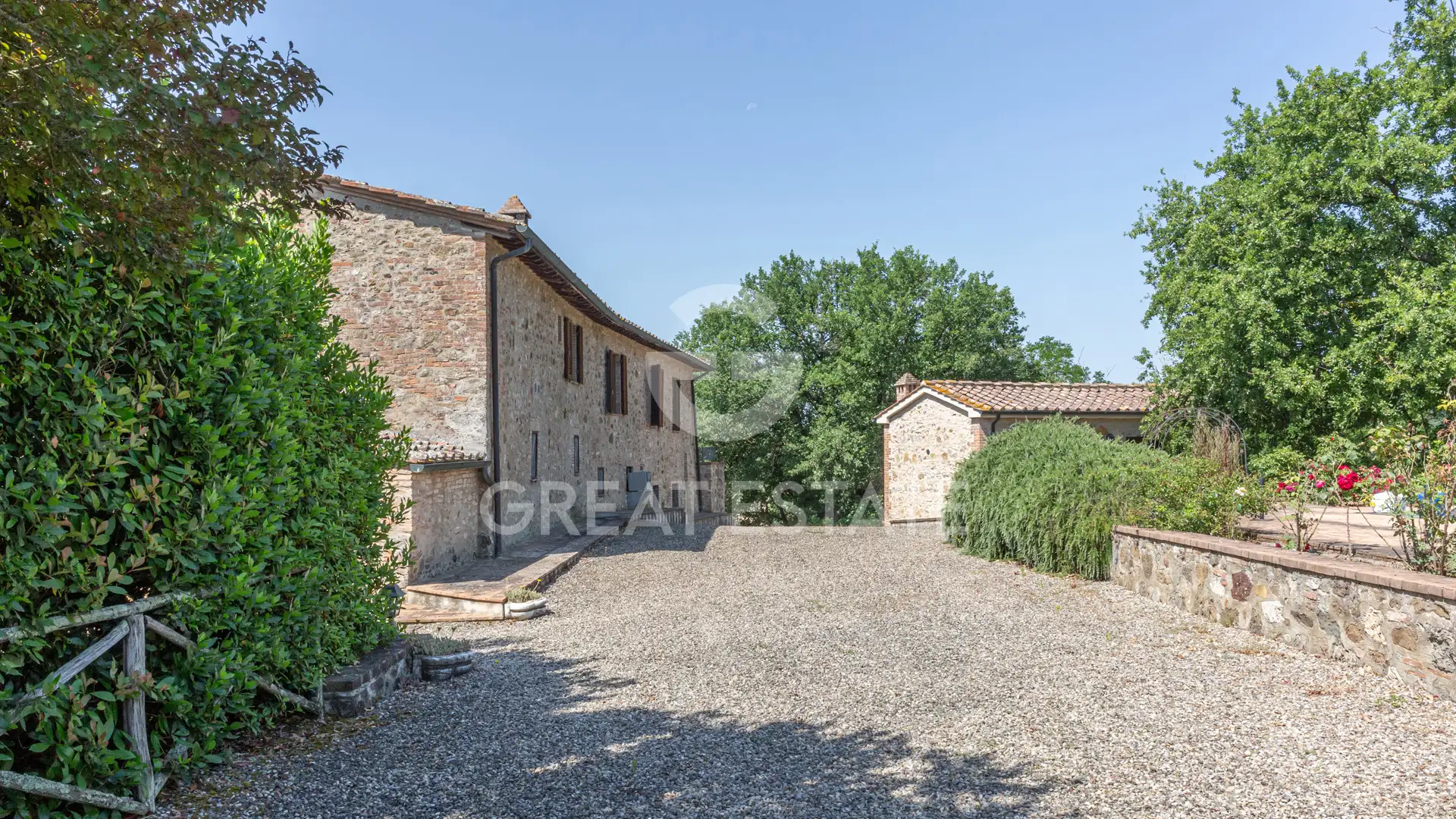 Дом 1227м² в Италии, Сиена. Стоимостью 1950000€ аренда фото-11