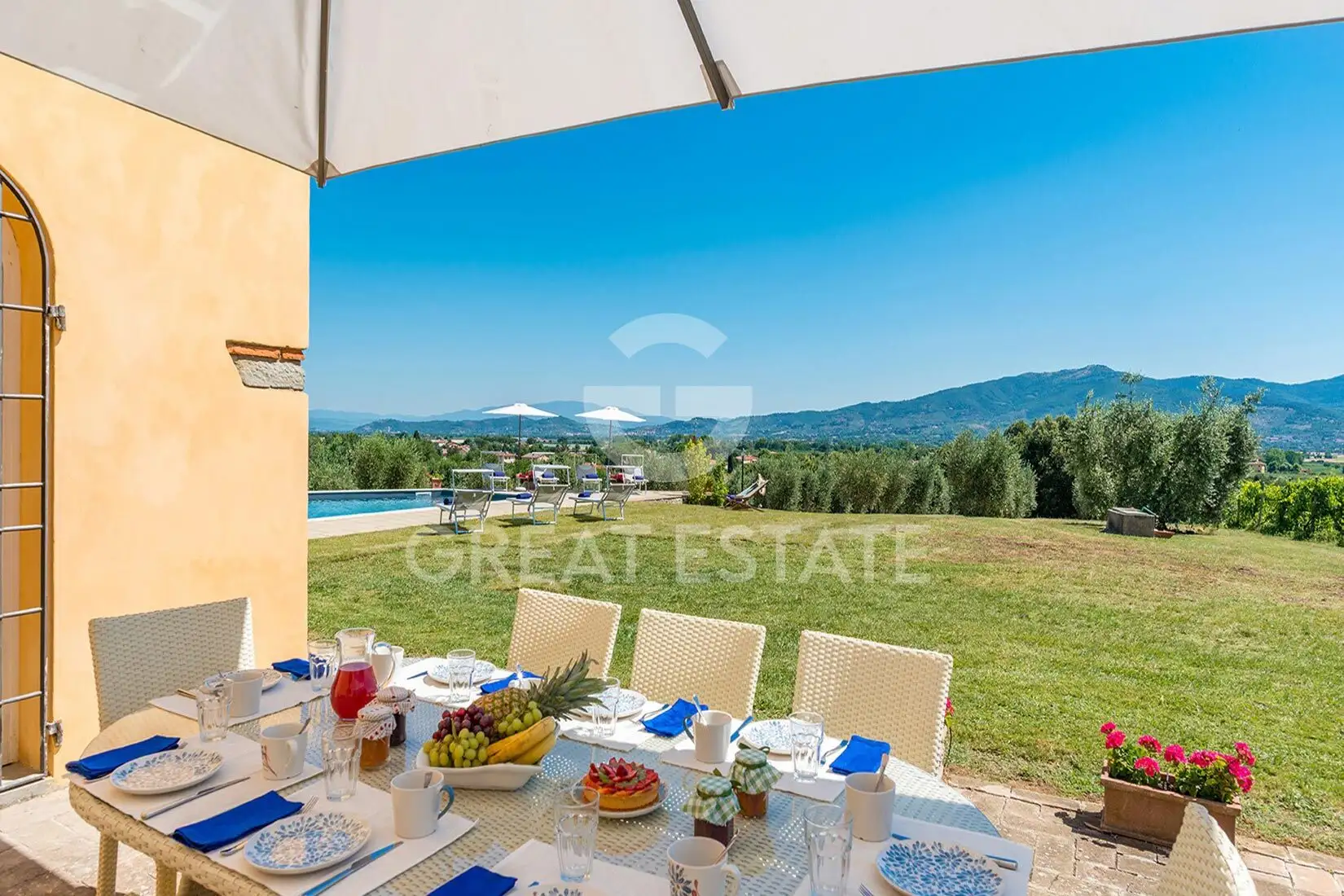 Вилла 544м² в Италии, Ареццо. Стоимостью 1995000€ аренда фото-14
