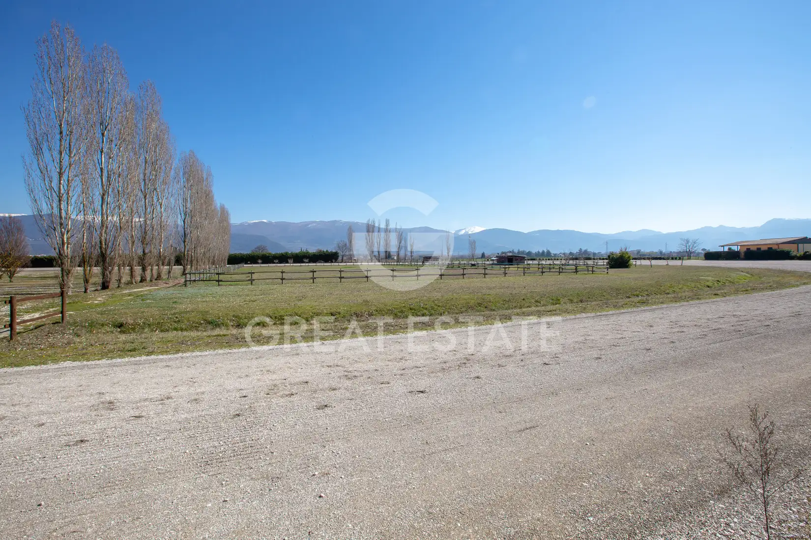 Отель, гостиница 3491м² в Италии, Перуджа. Стоимостью 5000000€ аренда фото-15