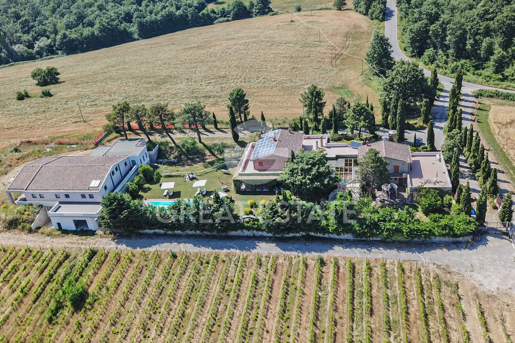 Дом 2450м² в Италии, Терни. Стоимостью 1950000€ аренда фото-1