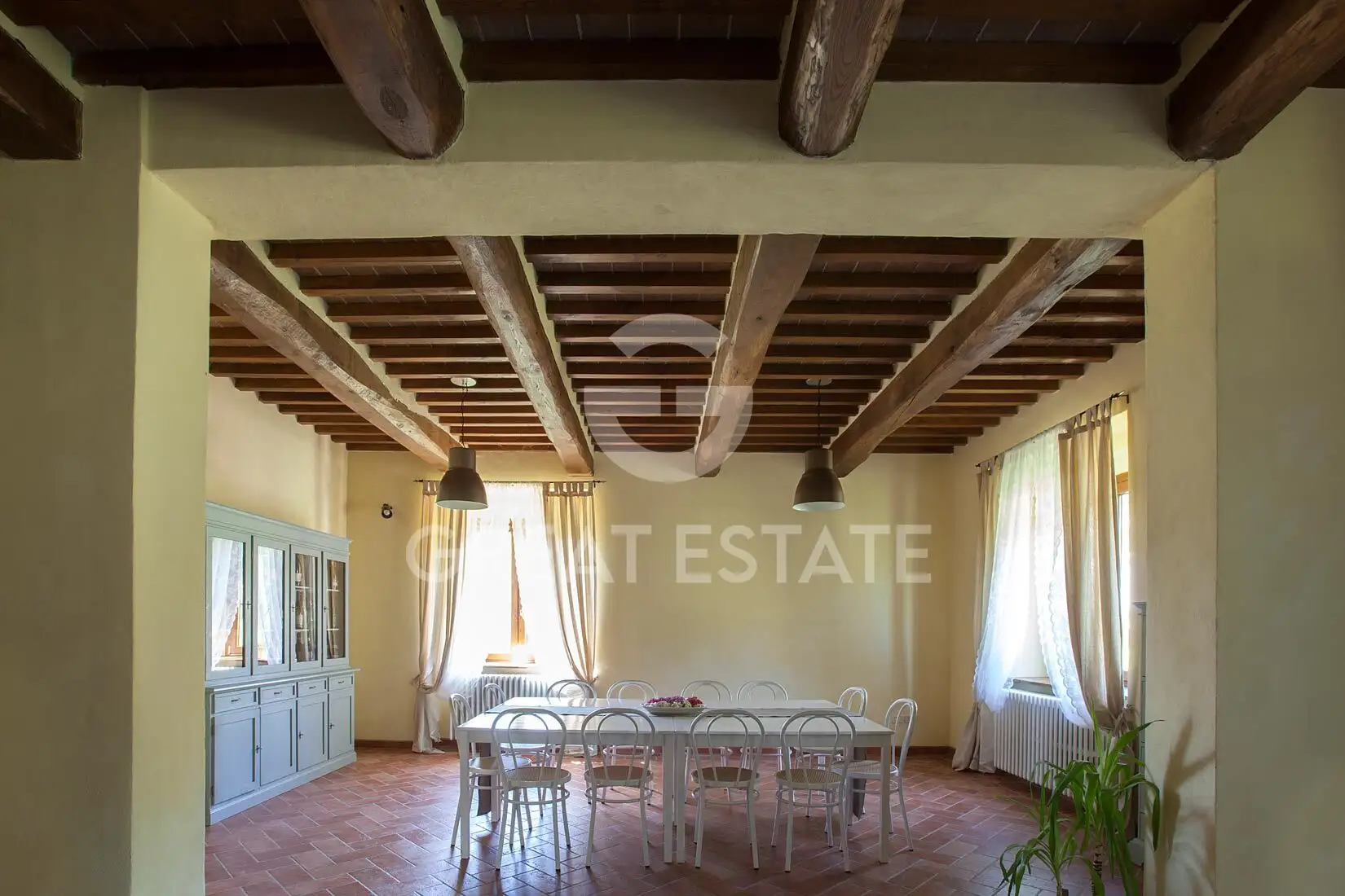 Дом 510м² в Италии, Ареццо. Стоимостью 2700000€ аренда фото-11