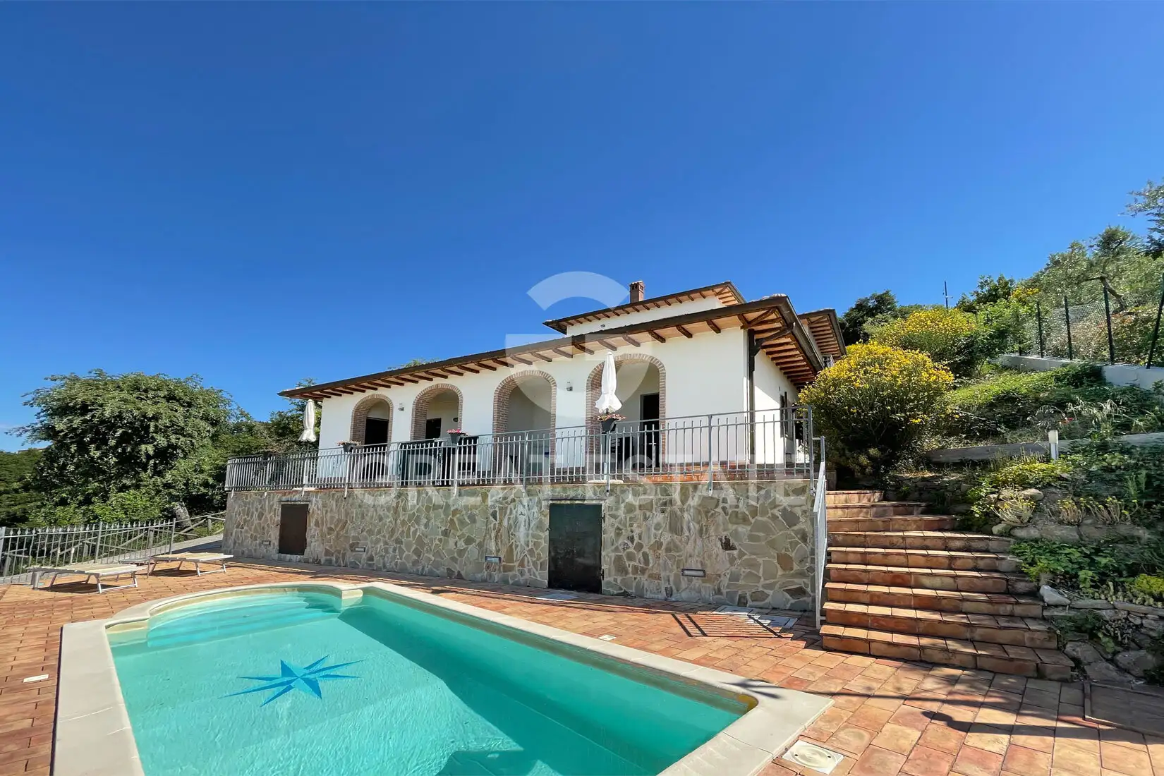 Дом 394м² в Италии, Перуджа. Стоимостью 690000€ аренда фото-2