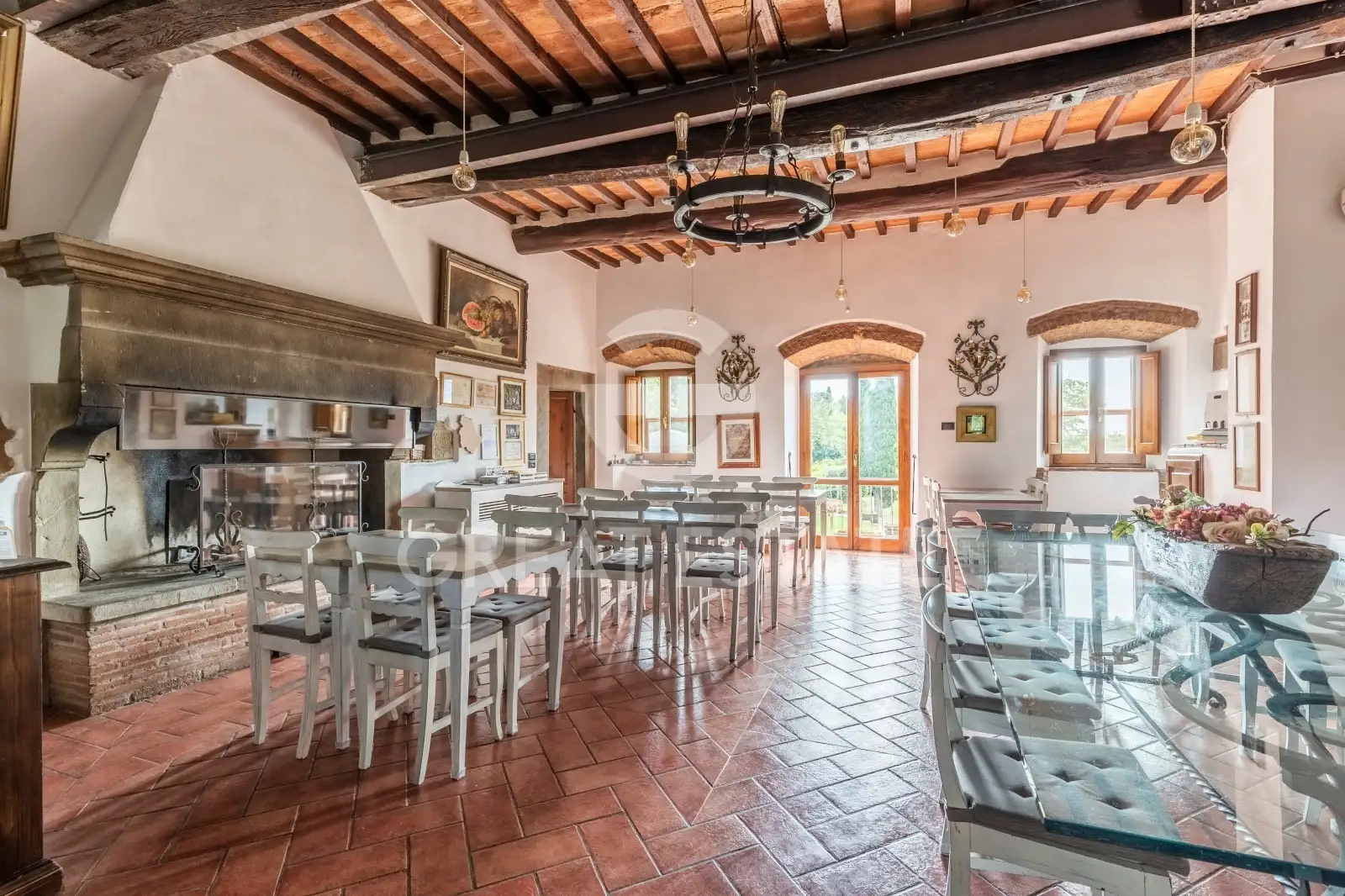 Дом 2389м² в Италии, Перуджа. Стоимостью 1950000€ аренда фото-4