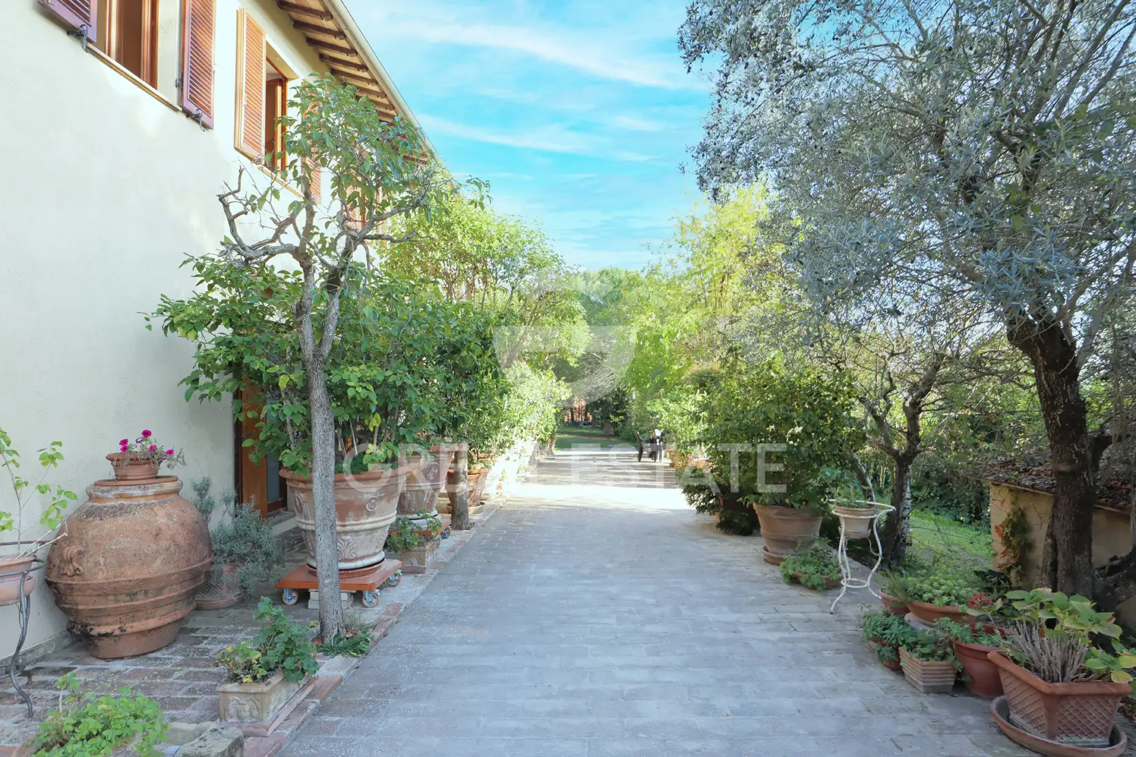 Дом 654м² в Италии, Перуджа. Стоимостью 995000€ аренда фото-3