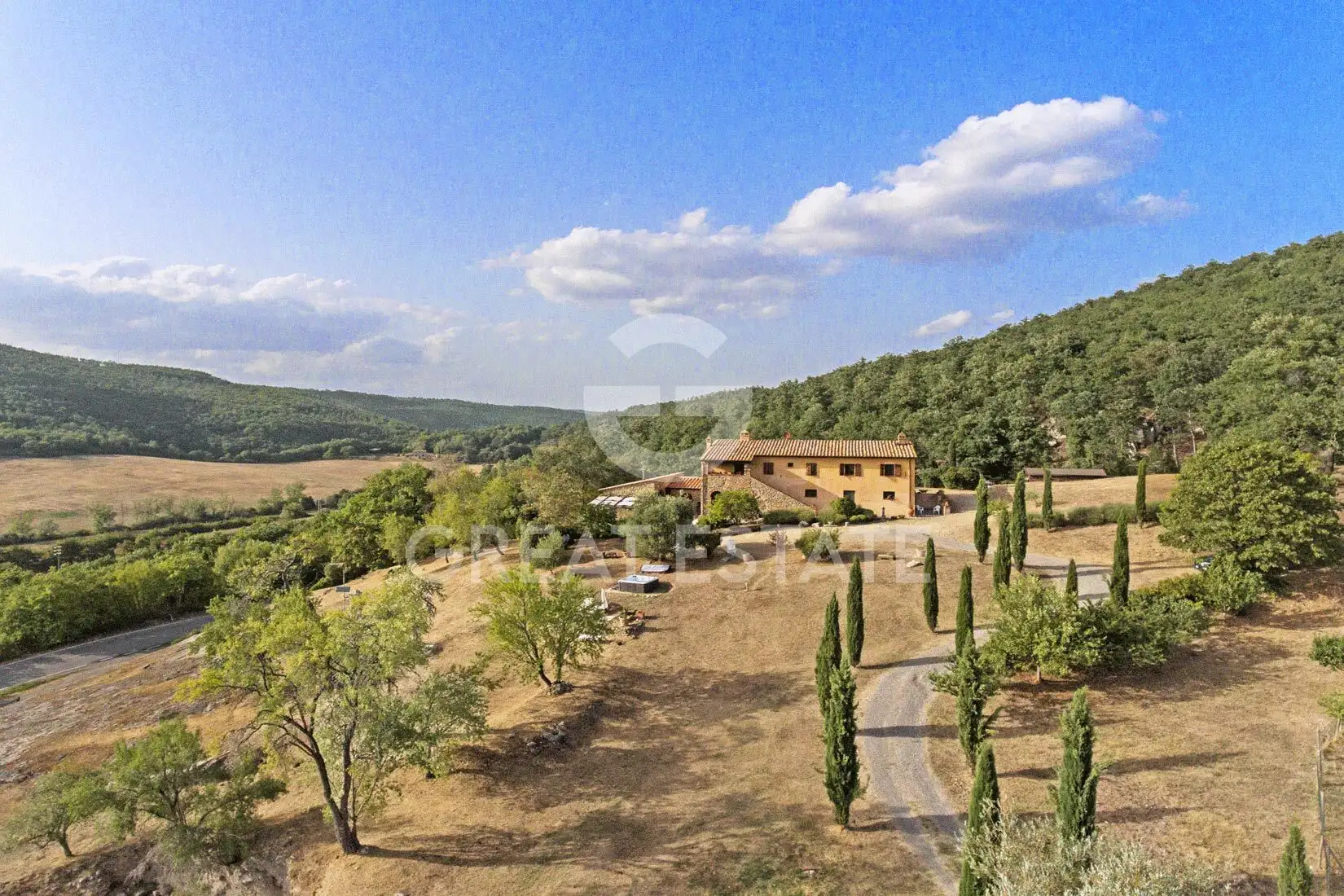 Дом 489м² в Италии, Сиена. Стоимостью 1350000€ аренда фото-1