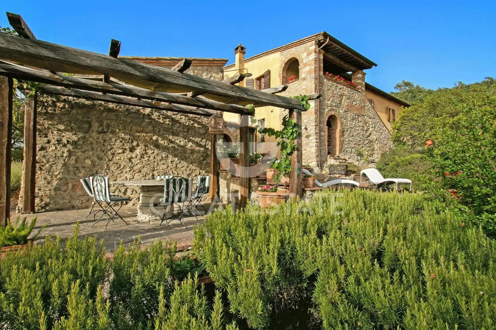 Дом 489м² в Италии, Сиена. Стоимостью 1350000€ аренда фото-5