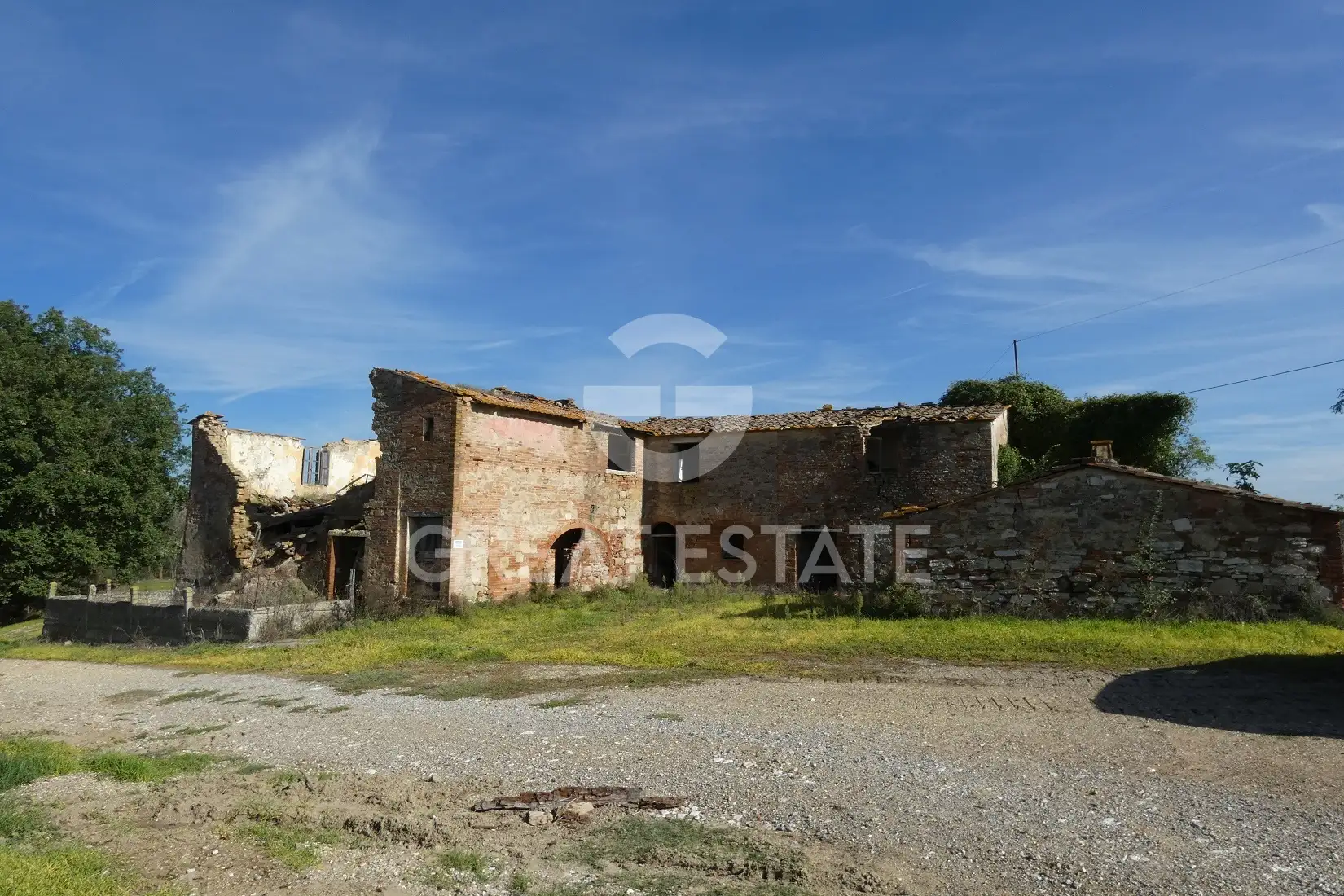 Дом 1065м² в Италии, Сиена. Стоимостью 530000€ аренда фото-2