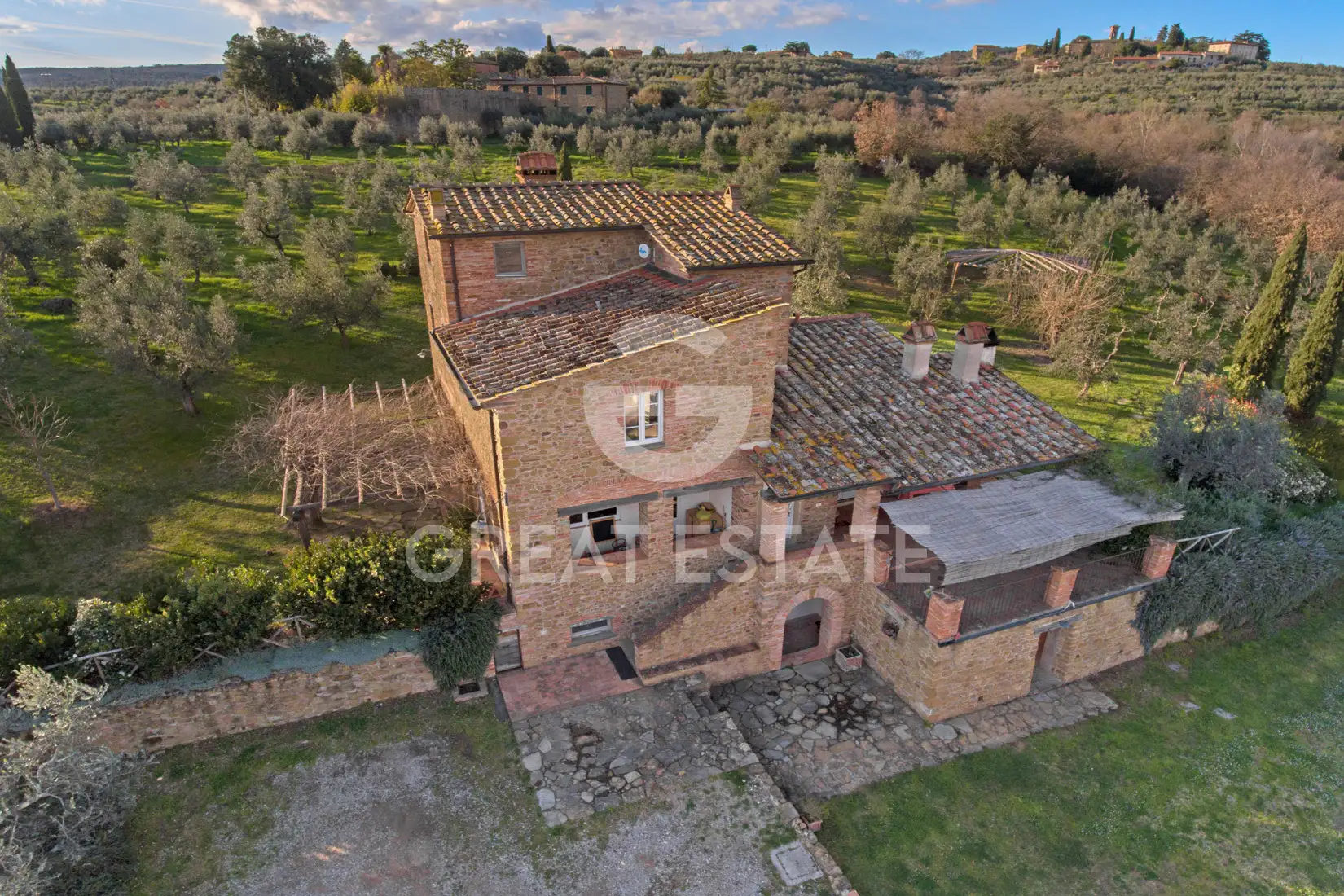Дом 537м² в Италии, Ареццо. Стоимостью 1380000€ аренда фото-15