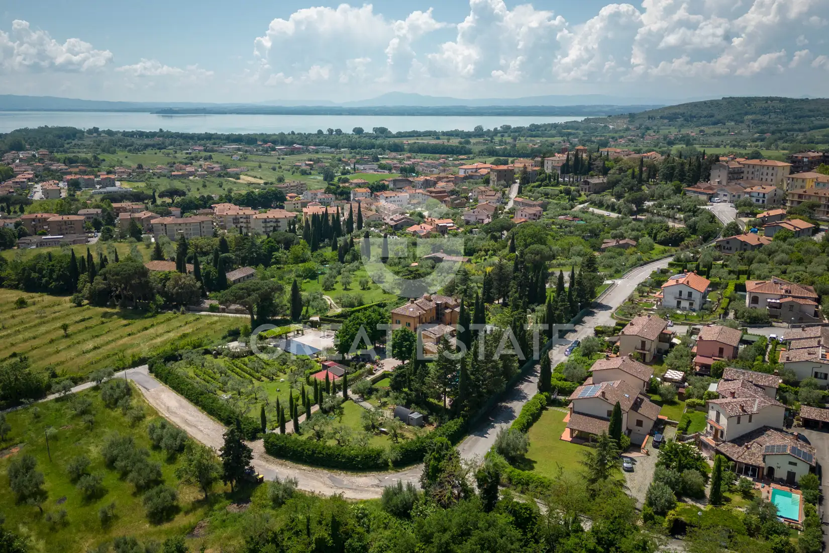 Отель, гостиница 1106м² в Италии, Перуджа. Стоимостью 2950000€ аренда фото-4