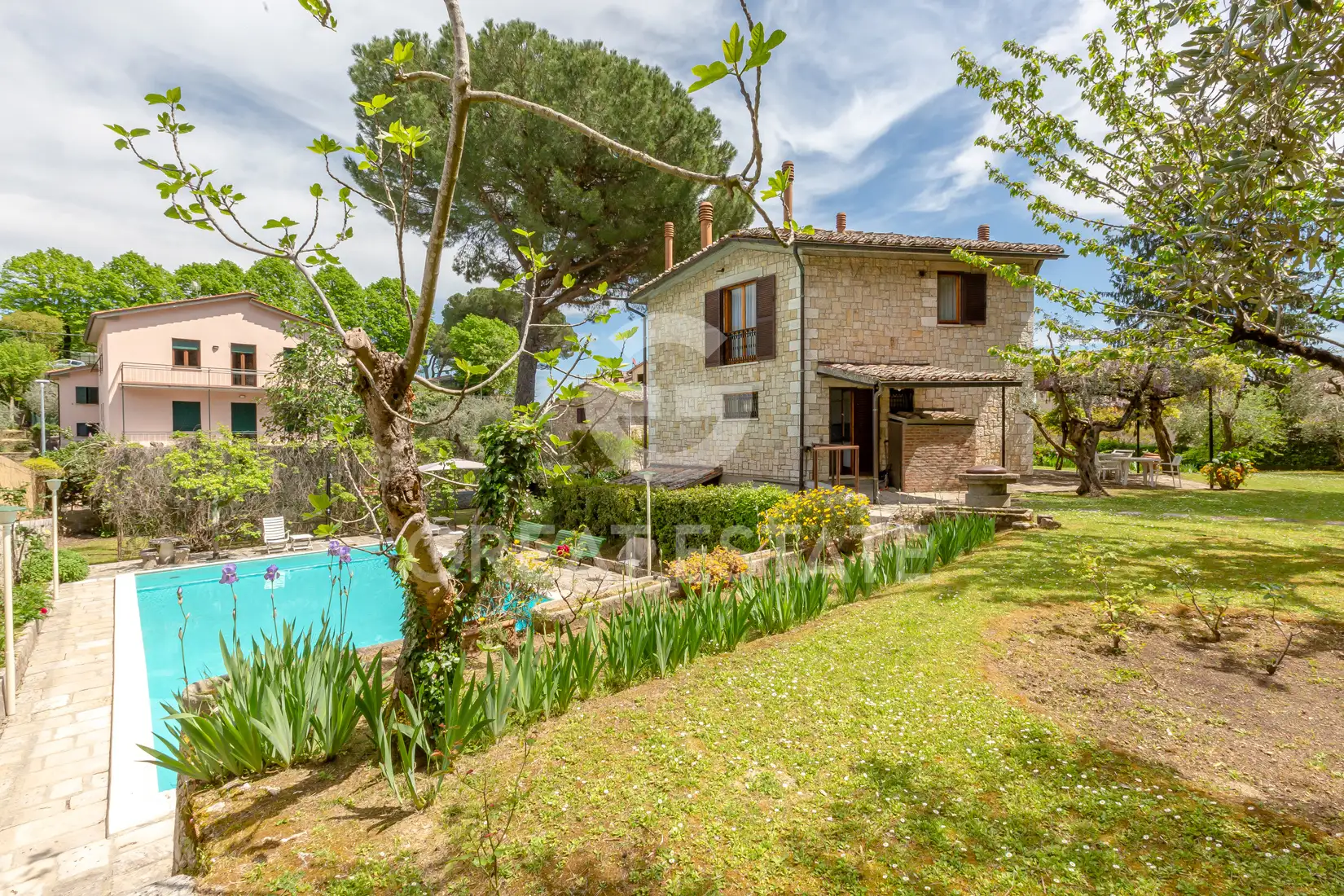 Вилла 410м² в Италии, Сиена. Стоимостью 1800000€ аренда фото-9