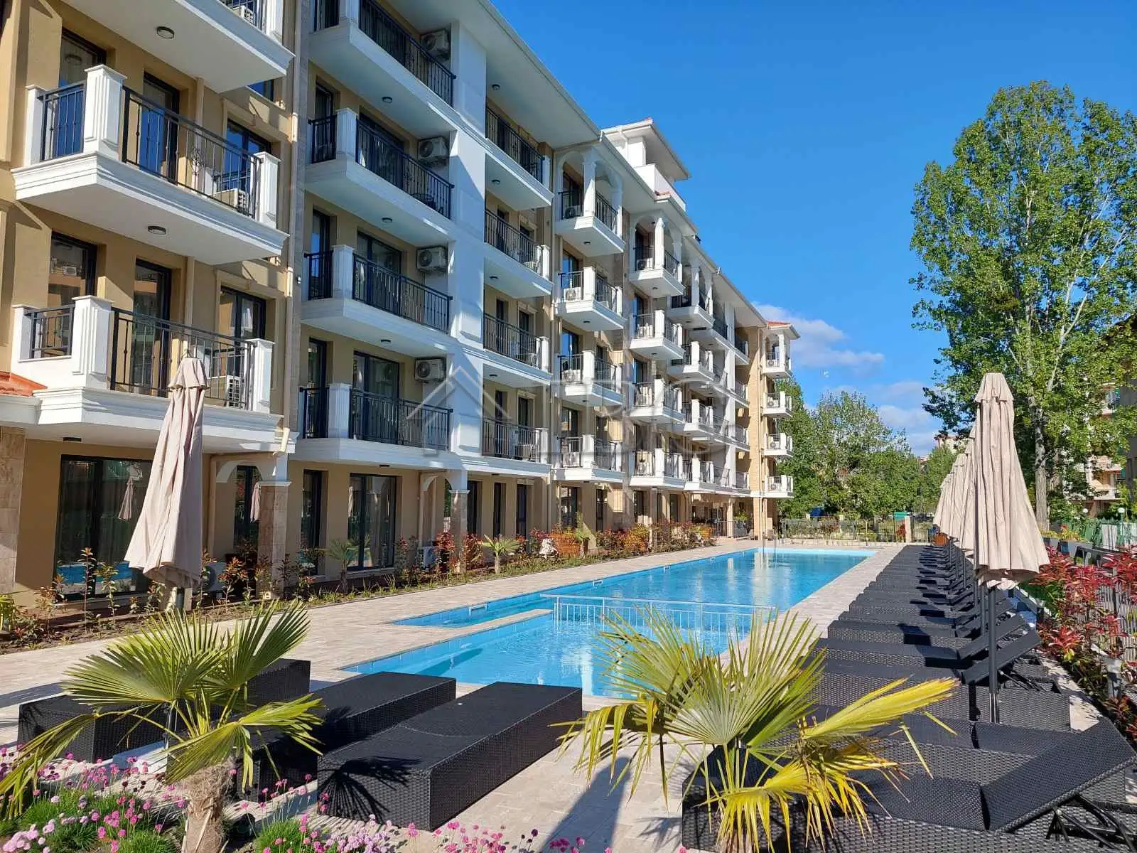 Квартира 102м² в Болгарии, Солнечный берег. Стоимостью 139000€ аренда фото-1