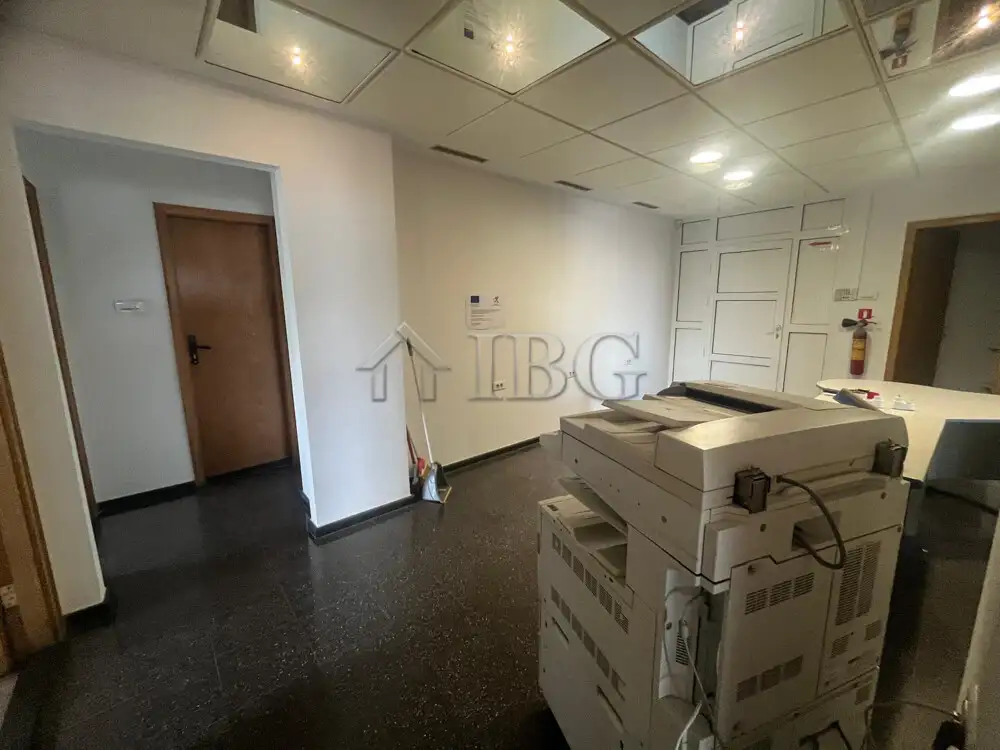 Офис 220м² в Болгарии, Русе. Стоимостью 1000€ аренда фото-5
