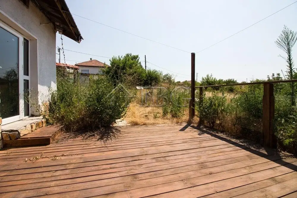 Дом 70м² в Болгарии, Ценово. Стоимостью 34990€ аренда фото-11