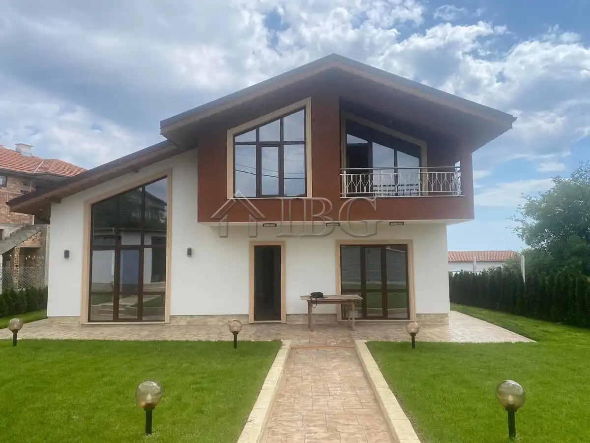 Дом 165м² в Болгарии, Тынково. Стоимостью 240000€ аренда фото-1