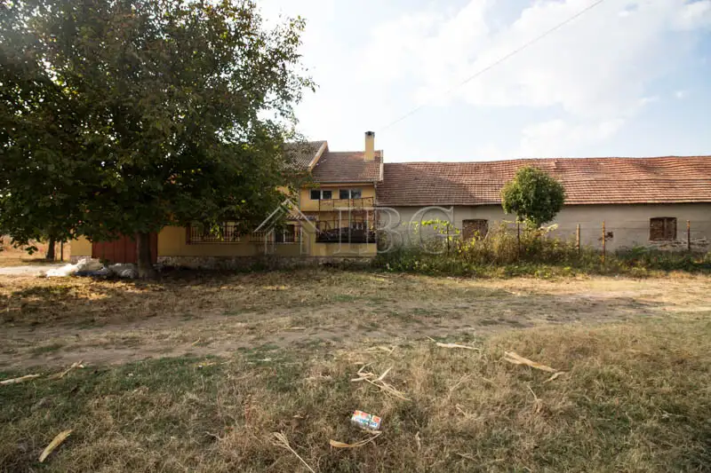 Дом 240м² в Болгарии, Базан. Стоимостью 140000€ аренда фото-1