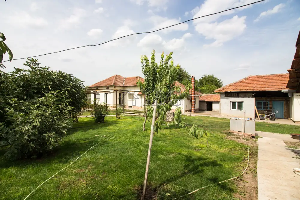 Дом 100м² в Болгарии, Полски Тръмбеш. Стоимостью 95000€ аренда фото-4