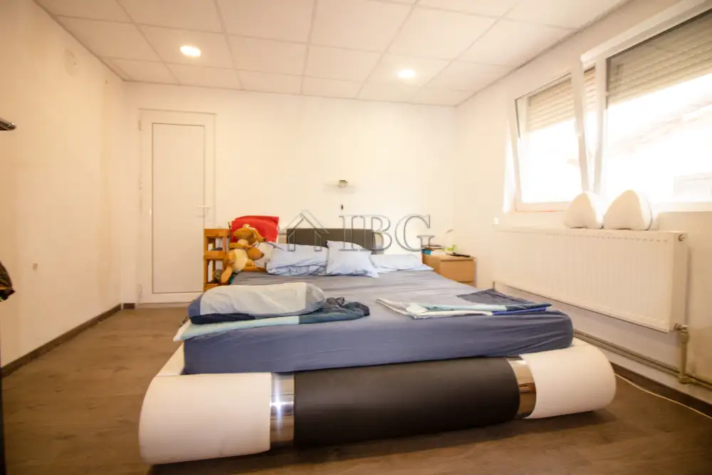 Дом 100м² в Болгарии, Полски Тръмбеш. Стоимостью 95000€ аренда фото-16