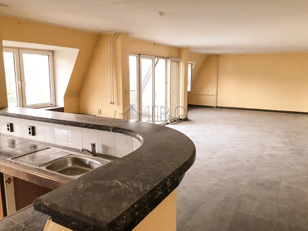 Квартира 270м² в Болгарии, Русе. Стоимостью 235000€ аренда фото-1