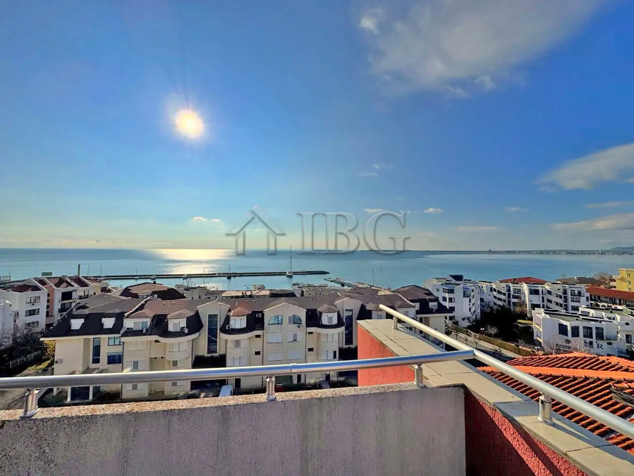 Квартира 97м² в Болгарии, Святой Влас. Стоимостью 157000€ аренда фото-1