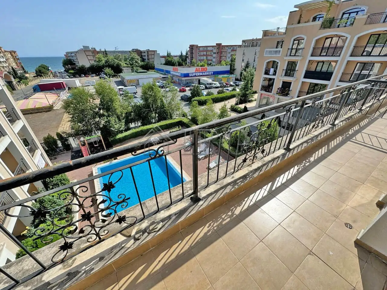 Квартира 54м² в Болгарии, Елените. Стоимостью 58500€ аренда фото-1