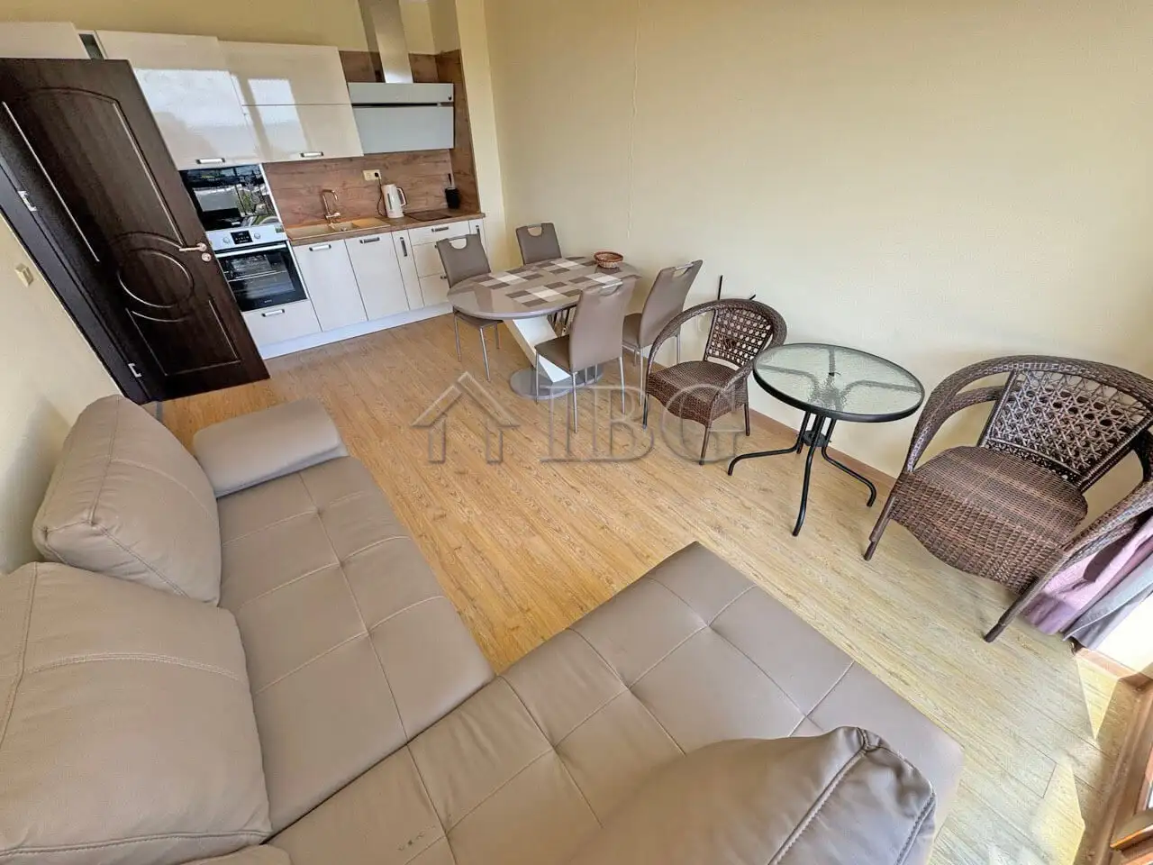 Квартира 54м² в Болгарии, Елените. Стоимостью 58500€ аренда фото-9
