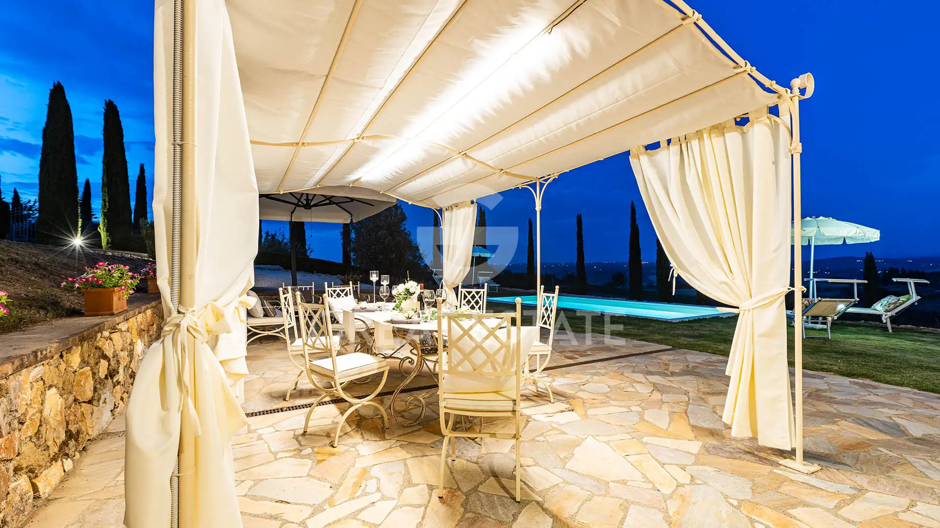 Дом 189м² в Италии, Сиена. Стоимостью 950000€ аренда фото-1