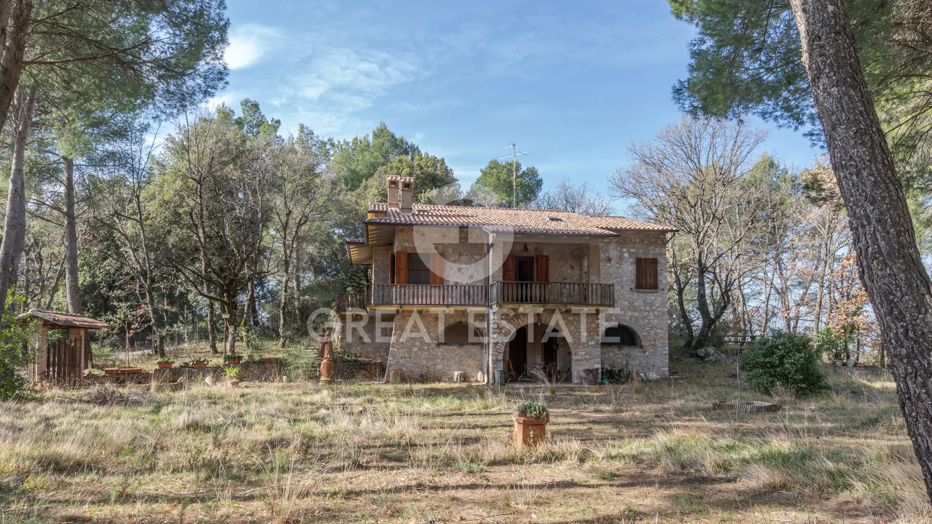 Дом 293м² в Италии, Перуджа. Стоимостью 340000€ аренда фото-1
