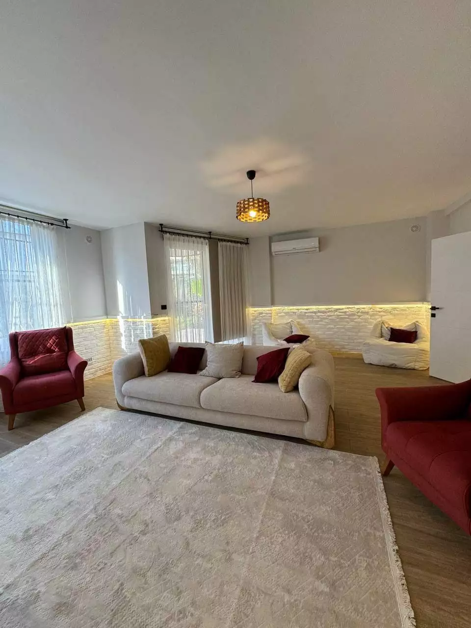 Таунхаус 200м² в Турции, Кестель. Стоимостью 154000€ аренда фото-1