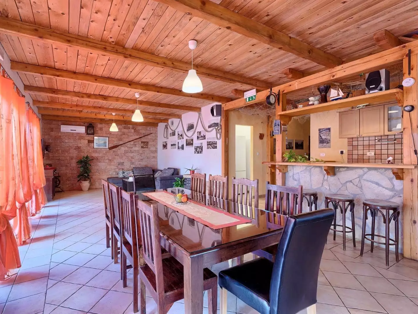 Вилла 382м² в Хорватии, Буе. Стоимостью 780000€ аренда фото-21
