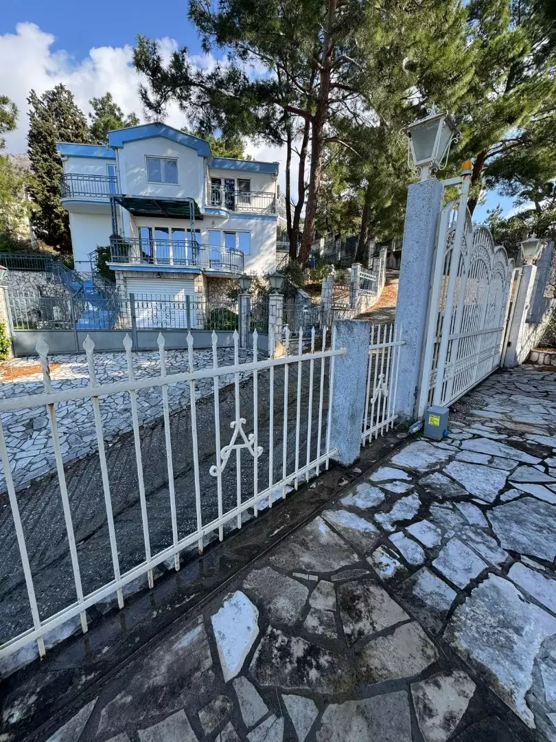 Вилла 307м² в Черногории, Бар. Стоимостью 560000€ аренда фото-3