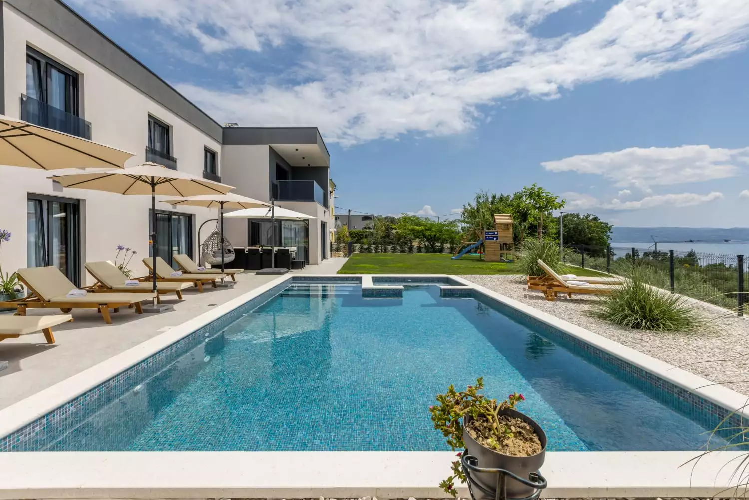 Дом 400м² в Хорватии, Подстрана. Стоимостью 1550000€ аренда фото-22
