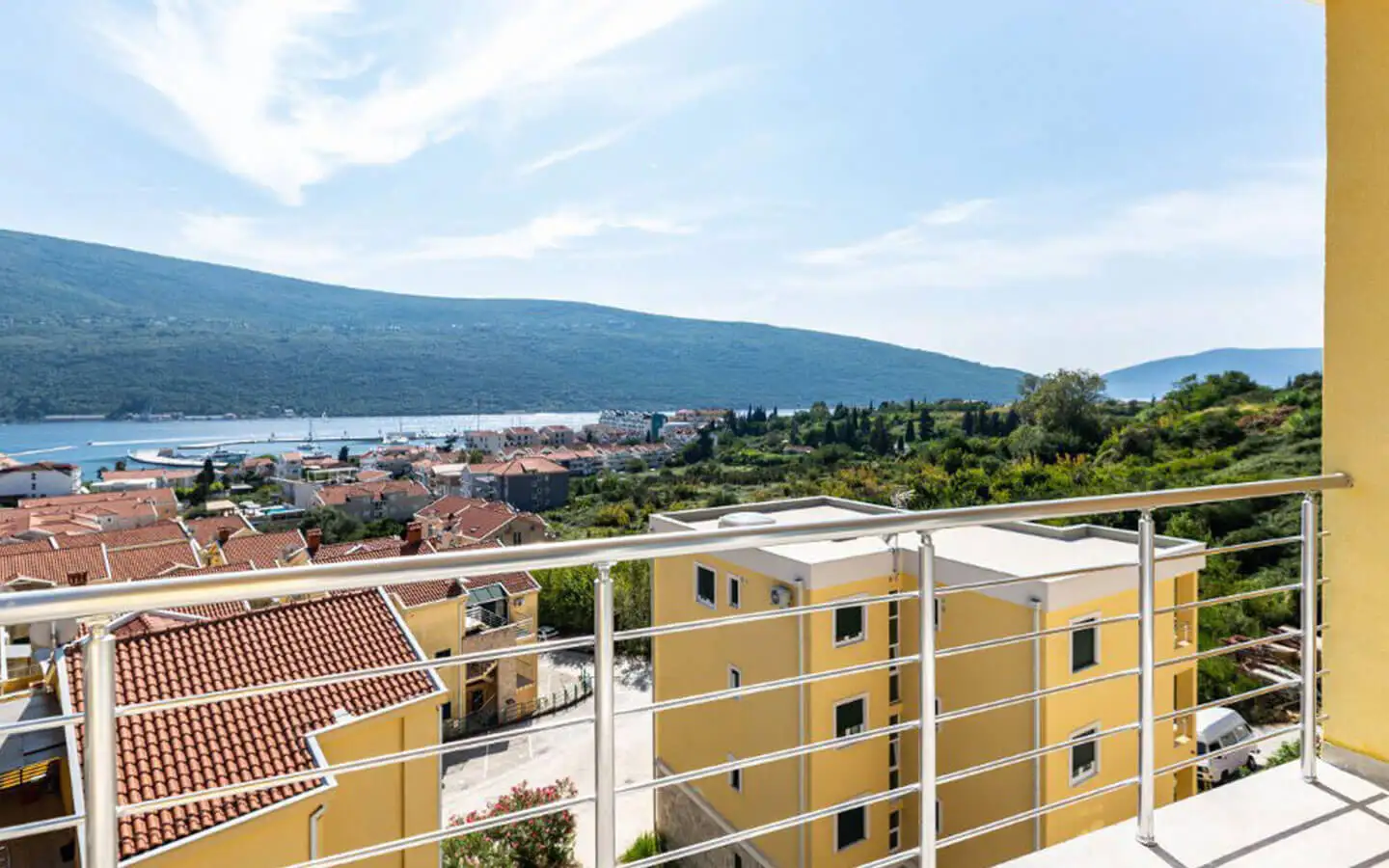 Квартира 69м² в Черногории, Херцег-Нови. Стоимостью 210000€ аренда фото-2
