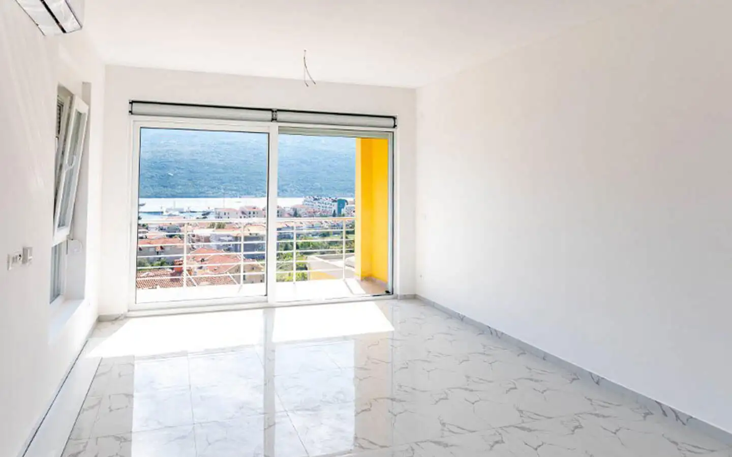 Квартира 69м² в Черногории, Херцег-Нови. Стоимостью 210000€ аренда фото-4