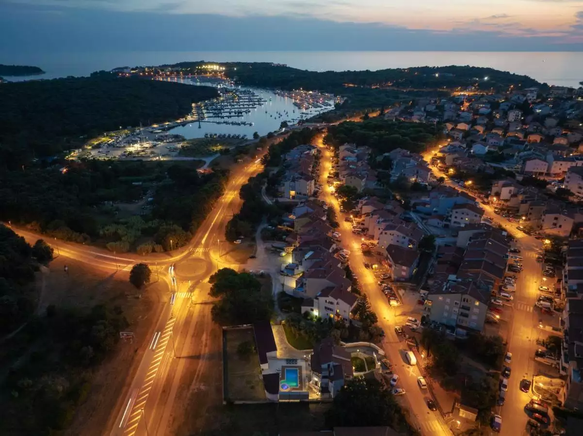Дом 565м² в Хорватии, Пула. Стоимостью 1400000€ аренда фото-1