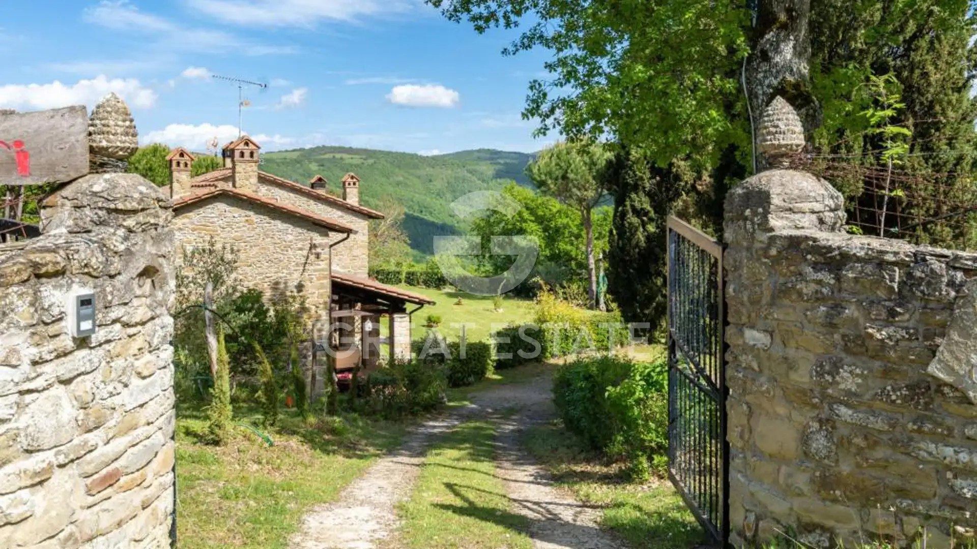 Дом 354м² в Италии, Ареццо. Стоимостью 1400000€ аренда фото-5