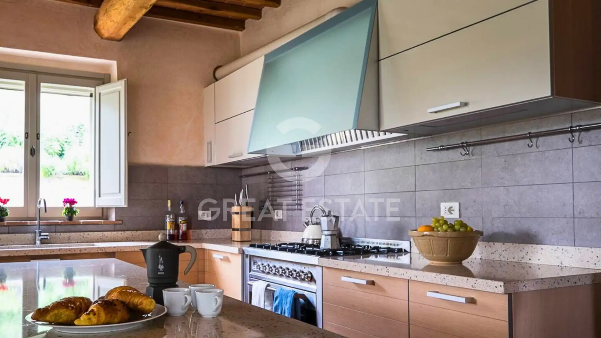 Дом 417м² в Италии, Перуджа. Стоимостью 875000€ аренда фото-10