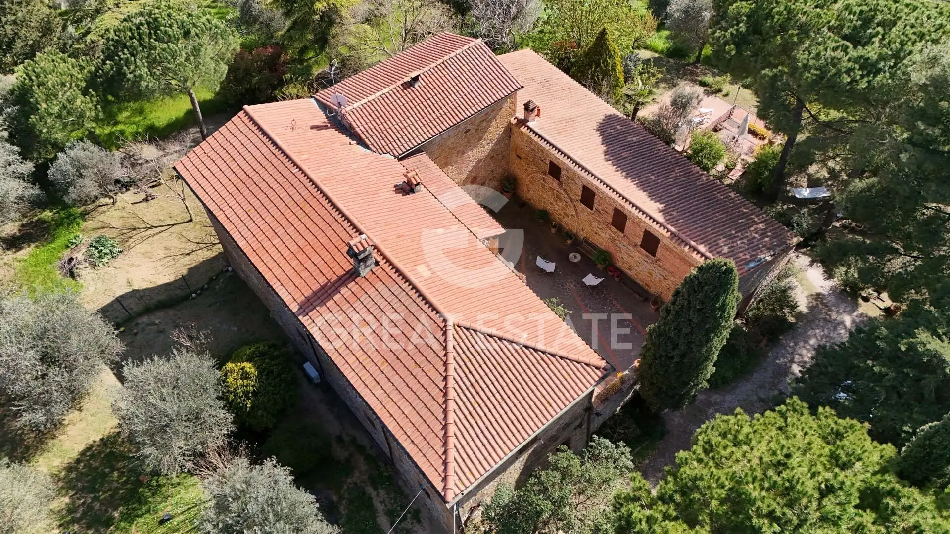 Дом 460м² в Италии, Сиена. Стоимостью 950000€ аренда фото-3