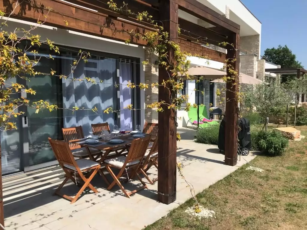 Вилла 129м² в Хорватии, Перой. Стоимостью 575000€ аренда фото-2