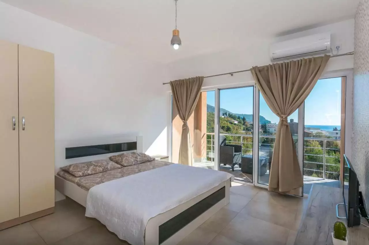 Отель, гостиница 575м² в Черногории, Чань. Стоимостью 800000€ аренда фото-19
