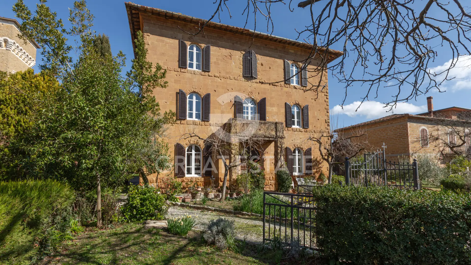 Вилла 570м² в Италии, Сиена. Стоимостью 1300000€ аренда фото-7