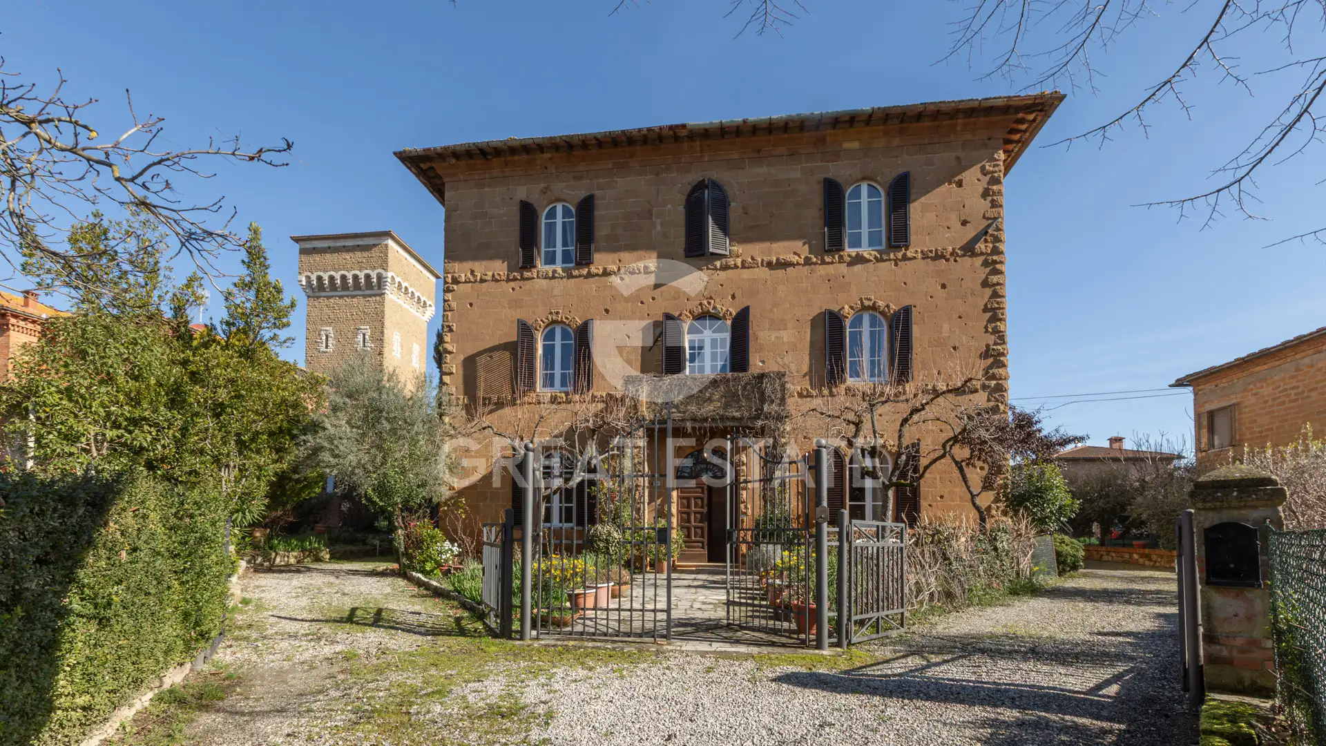 Вилла 570м² в Италии, Сиена. Стоимостью 1300000€ аренда фото-2