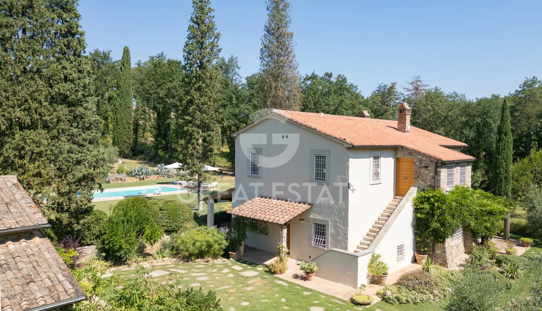 Дом 494м² в Италии, Сиена. Стоимостью 2480000€ аренда фото-2