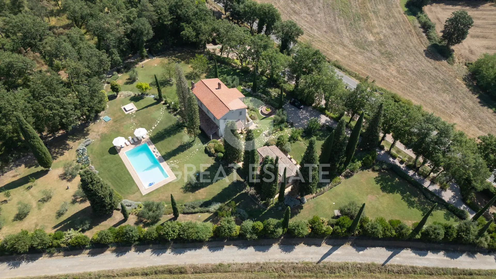 Дом 494м² в Италии, Сиена. Стоимостью 2480000€ аренда фото-3