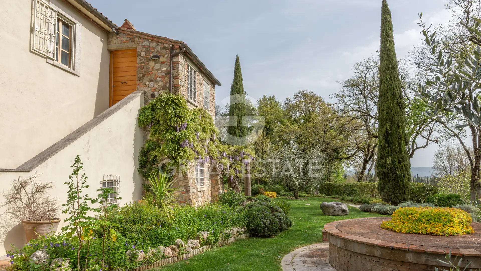 Дом 494м² в Италии, Сиена. Стоимостью 2480000€ аренда фото-15