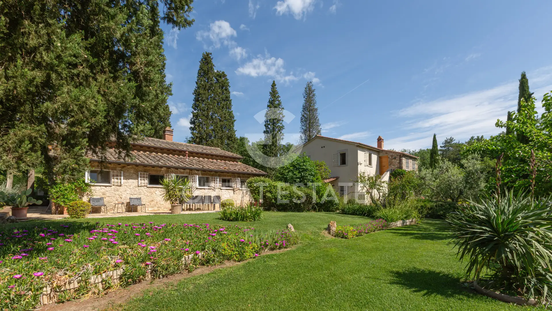 Дом 494м² в Италии, Сиена. Стоимостью 2480000€ аренда фото-6